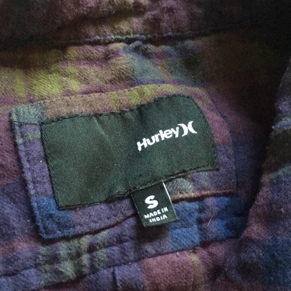 3 flannel shirts - Picture 4 of 6